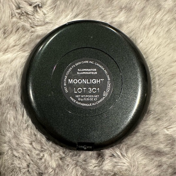 Cover FX Powder Highlighter Moonlight - Picture 2 of 3